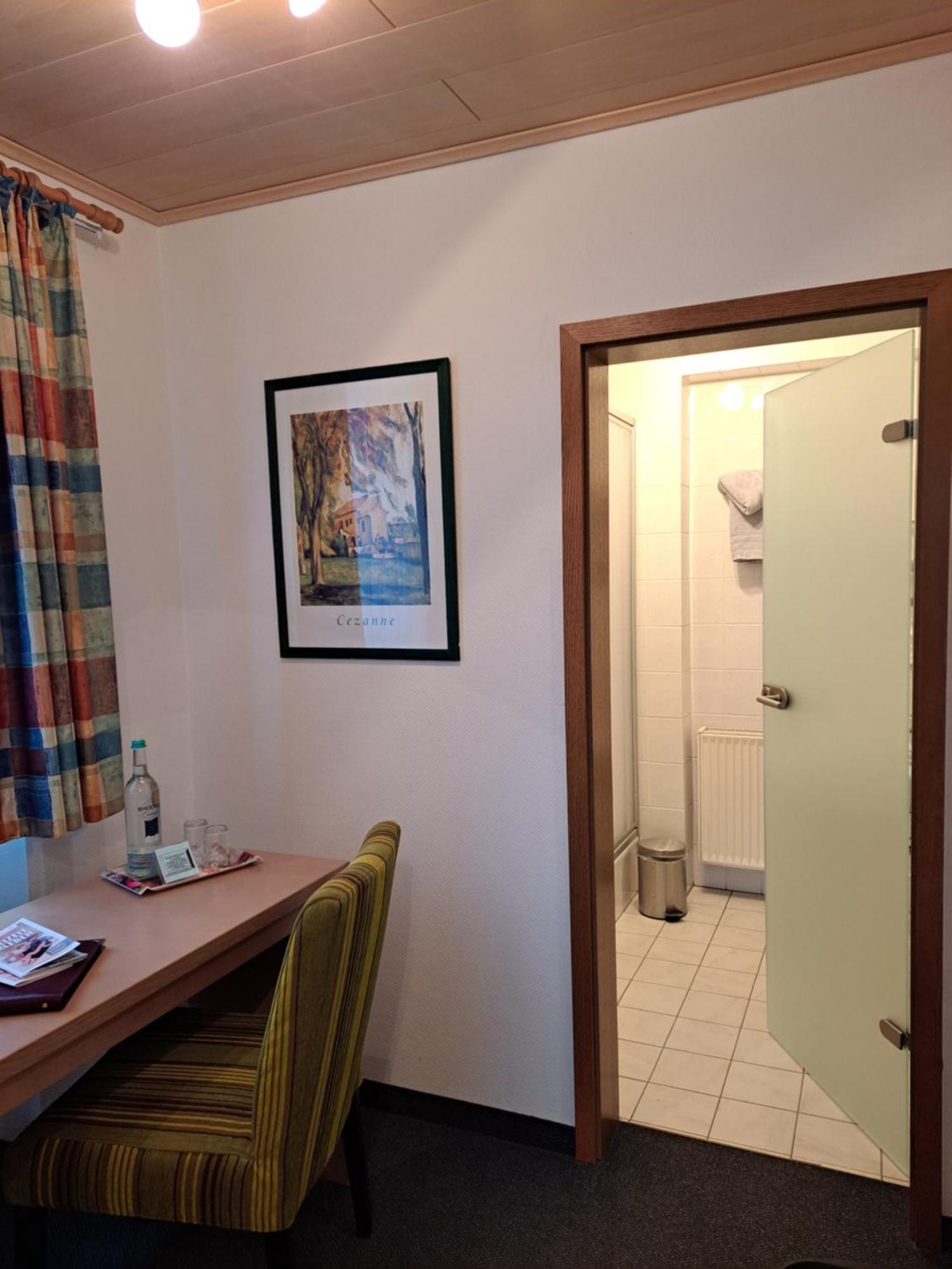 Cafe- Pension Fernblick, Incl Meinecardplus Willingen  Bagian luar foto