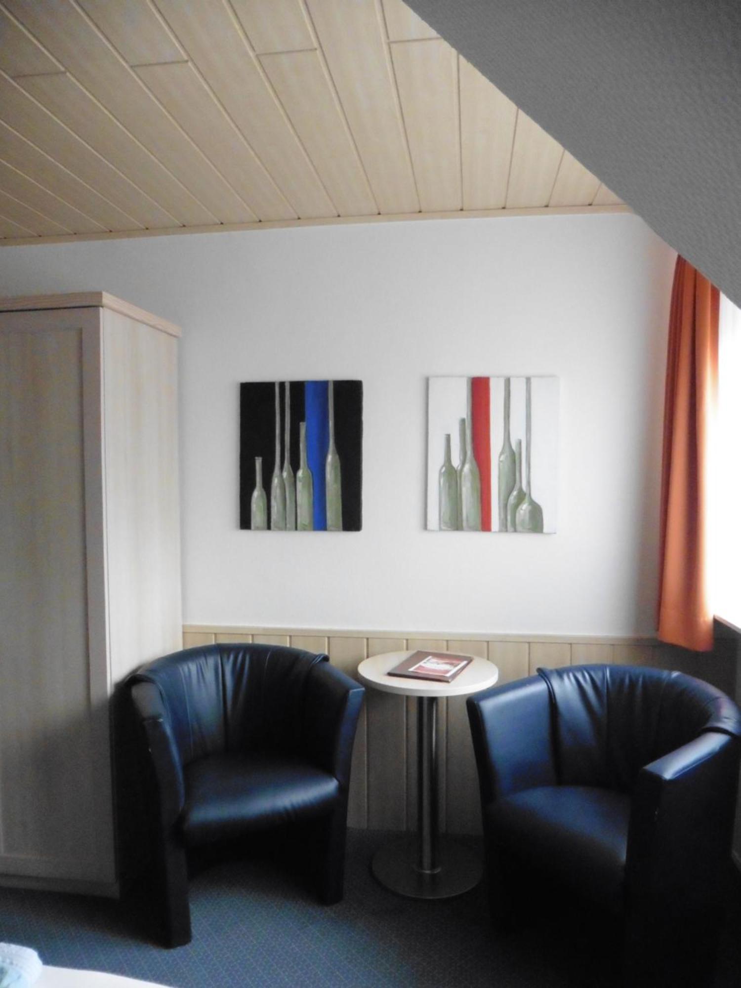 Cafe- Pension Fernblick, Incl Meinecardplus Willingen  Bagian luar foto