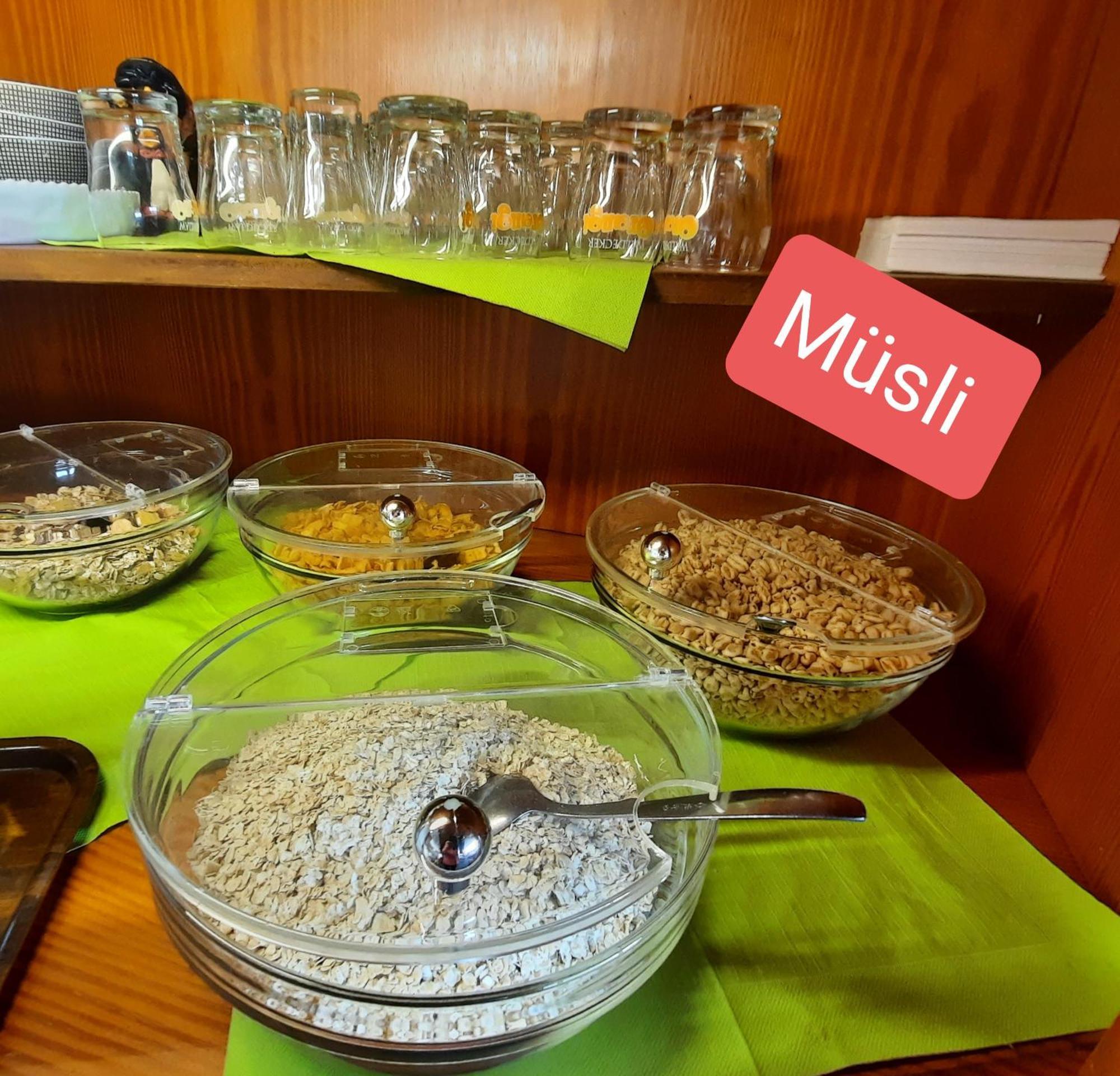 Cafe- Pension Fernblick, Incl Meinecardplus Willingen  Bagian luar foto