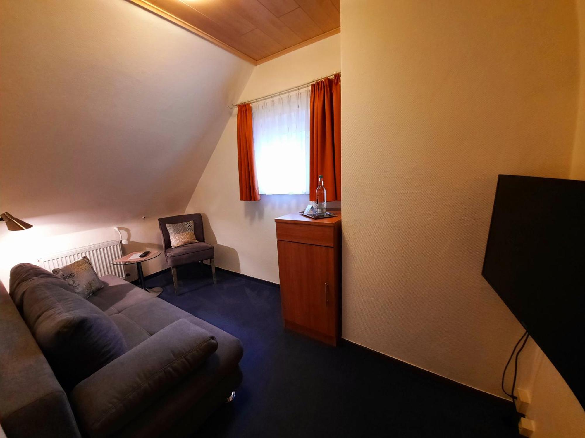 Cafe- Pension Fernblick, Incl Meinecardplus Willingen  Bagian luar foto
